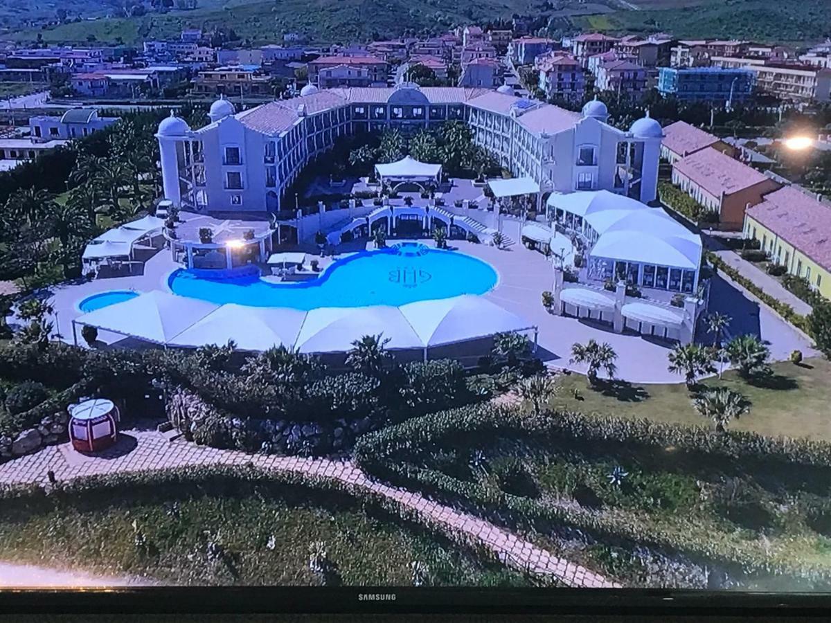 Grand Hotel Balestrieri Torre Melissa المظهر الخارجي الصورة