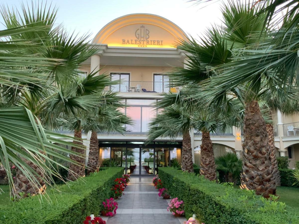 Grand Hotel Balestrieri Torre Melissa المظهر الخارجي الصورة